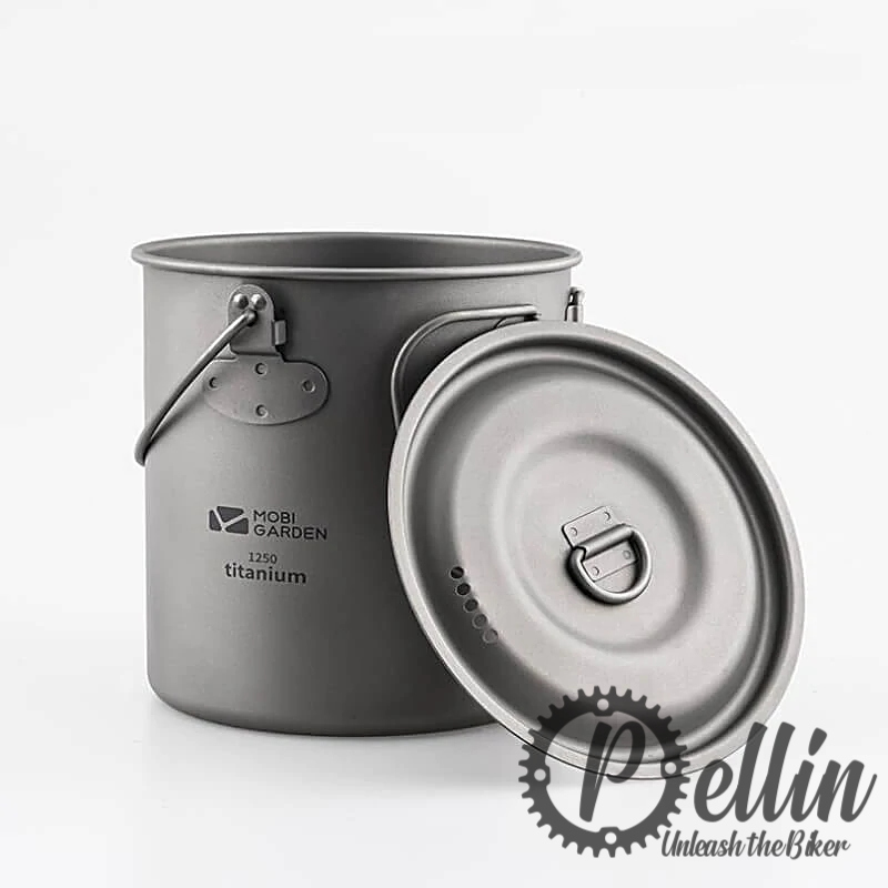 Titanium cooking pot with lid 1.25 liters